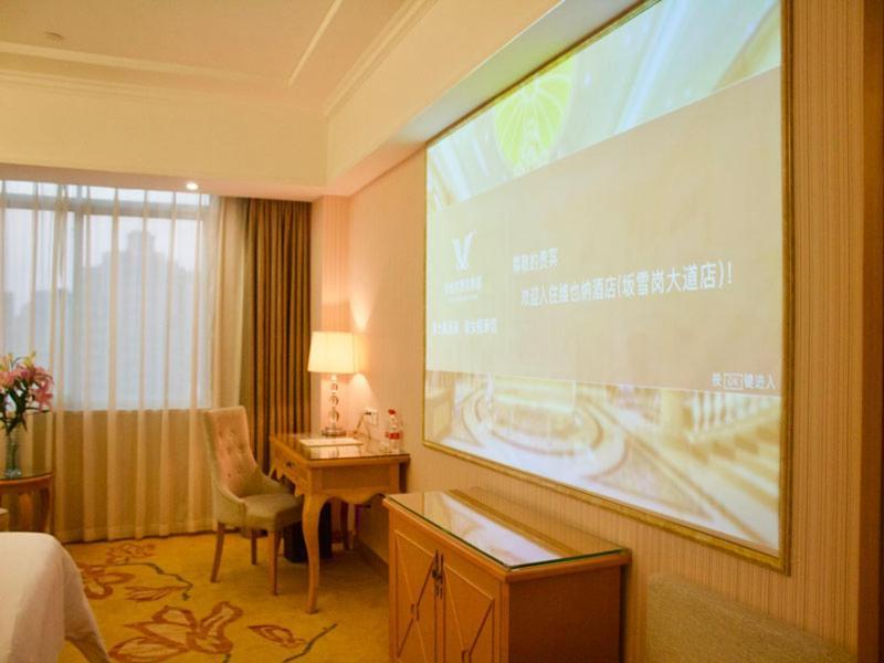 Vienna Hotel Banxuegang Road Shenzhen Exterior photo